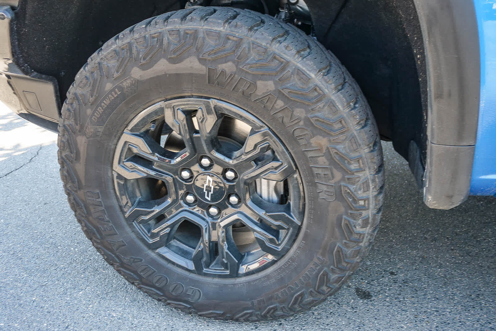 Used 2024 Chevrolet Silverado 1500 ZR2 w/ Technology Package AWD/4WD image 21