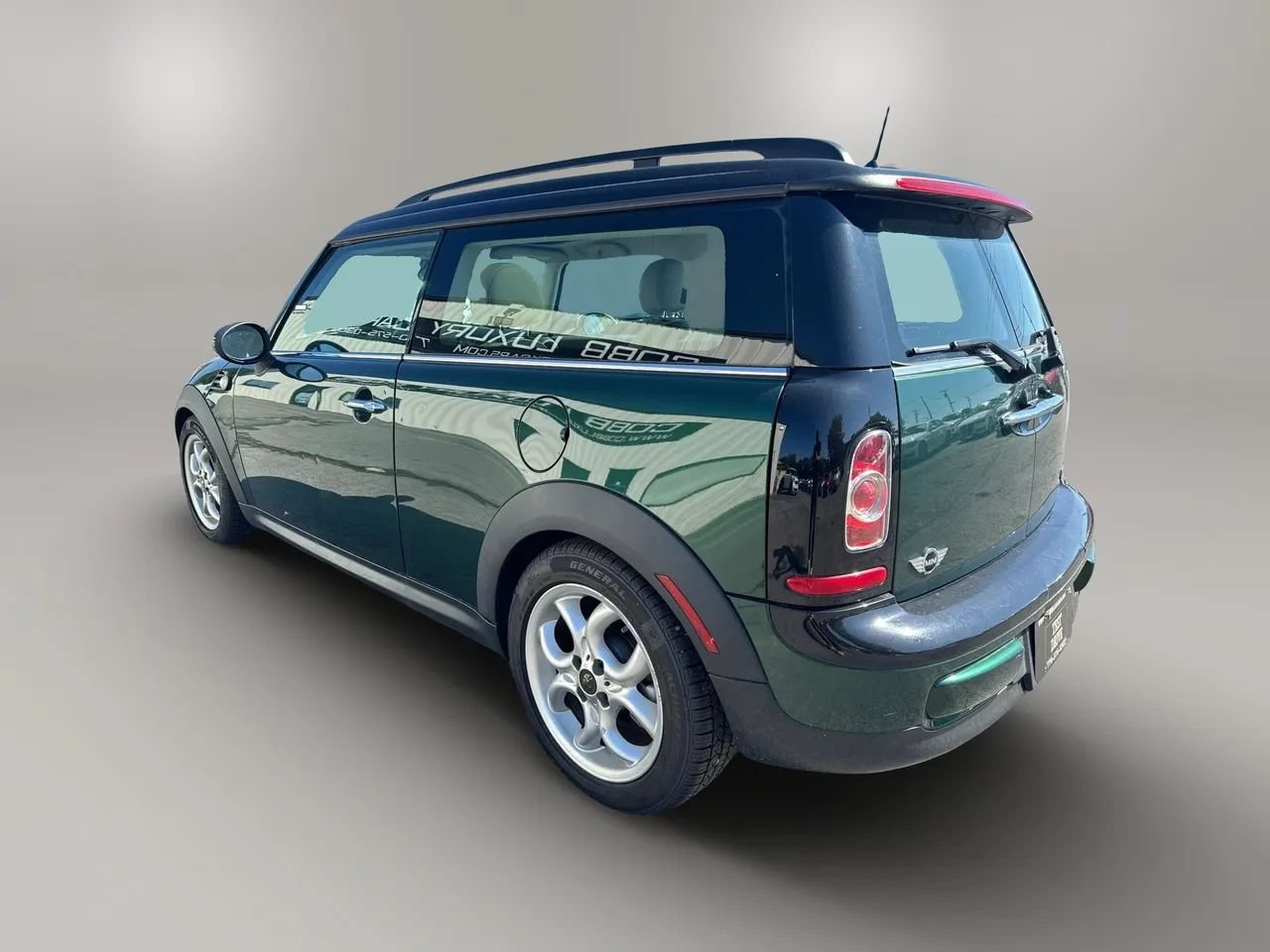 Used 2013 MINI Cooper Clubman FWD image 8