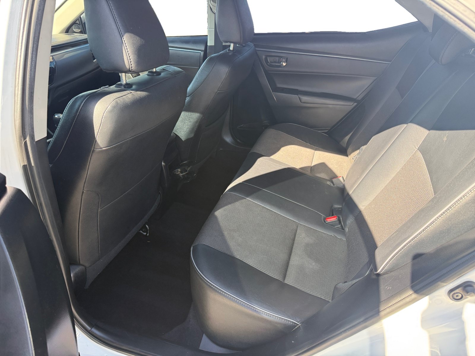 Used 2014 Toyota Corolla S FWD image 16