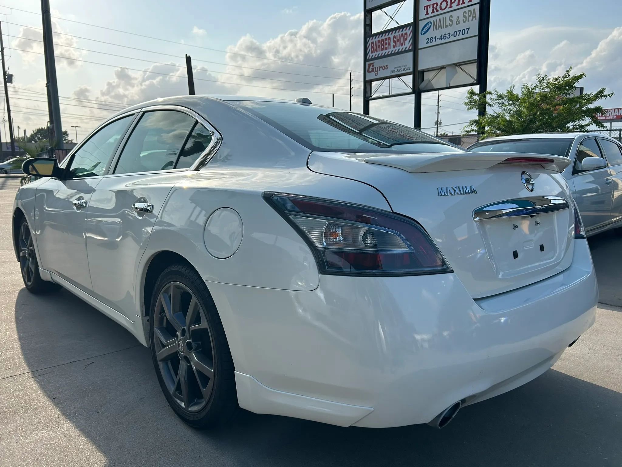 Used 2014 Nissan Maxima 3.5 SV w/ Sport Package FWD image 3