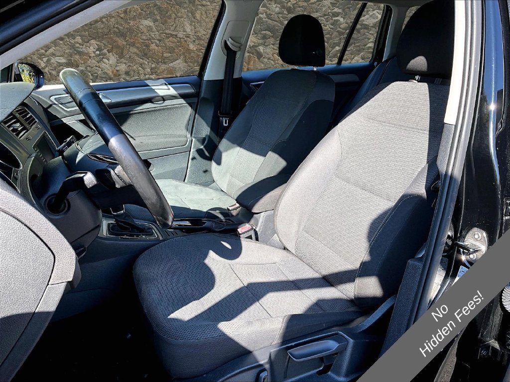 Used 2016 Volkswagen Golf SportWagen FWD image 21