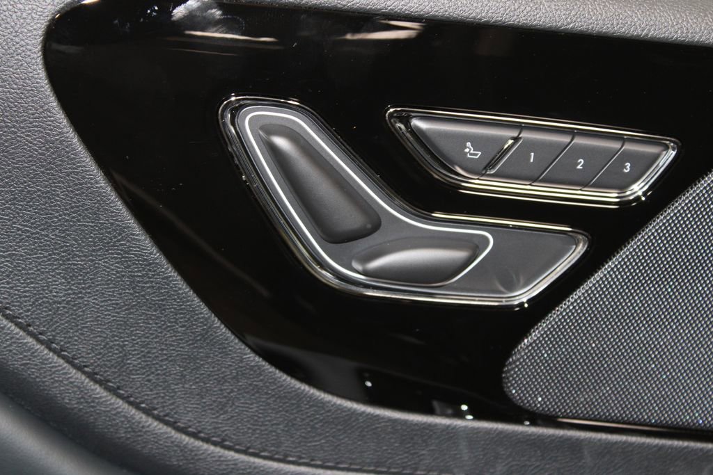New 2026 Lincoln Aviator AWD image 21