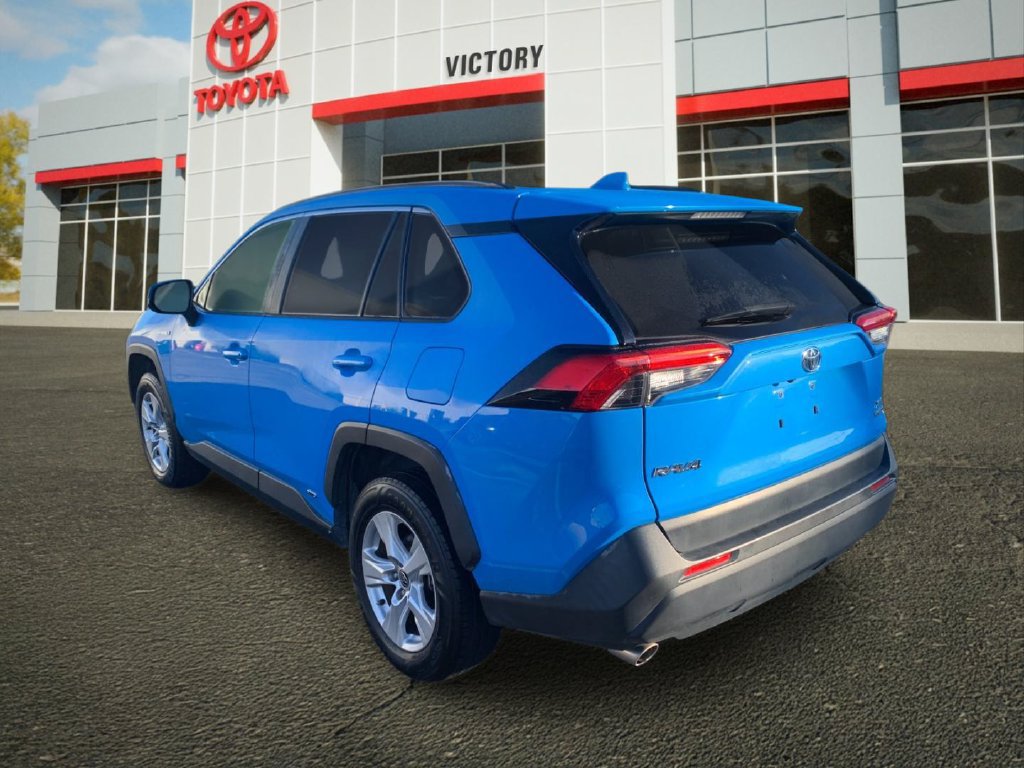 Used 2020 Toyota RAV4 XLE w/ Convenience Package AWD/4WD image 5