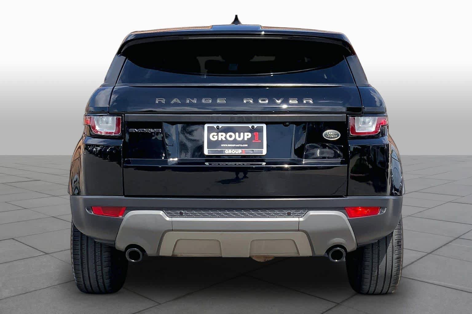 Used 2018 Land Rover Range Rover Evoque SE AWD/4WD image 5