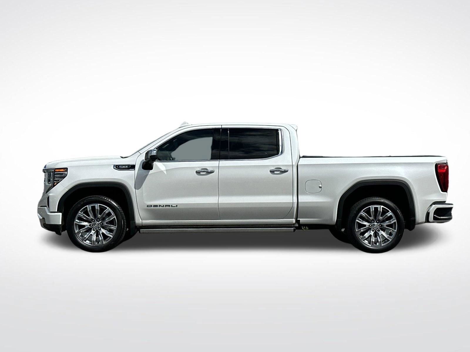 Used 2022 GMC Sierra 1500 Denali w/ Denali Reserve Package AWD/4WD image 7