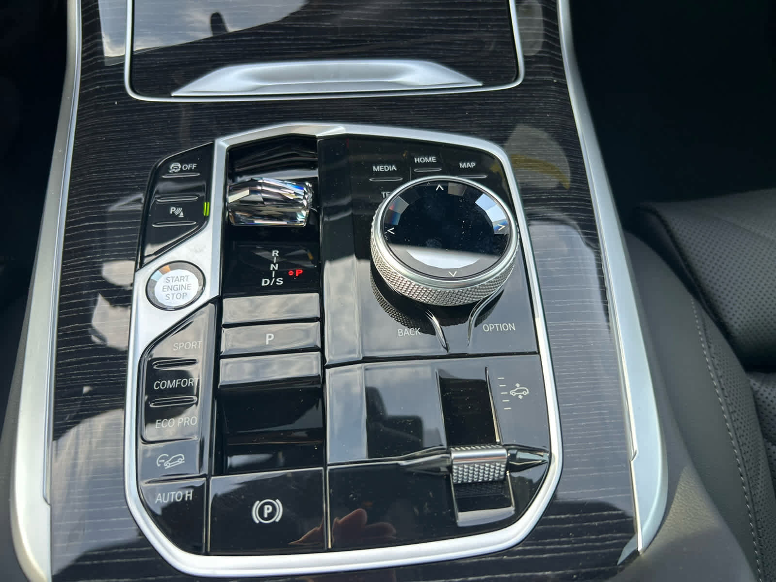 New 2026 BMW X7 xDrive40i w/ M Sport Package image 29