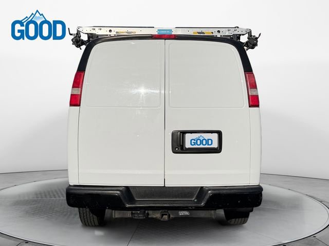 Used 2017 Chevrolet Express 2500 RWD image 4