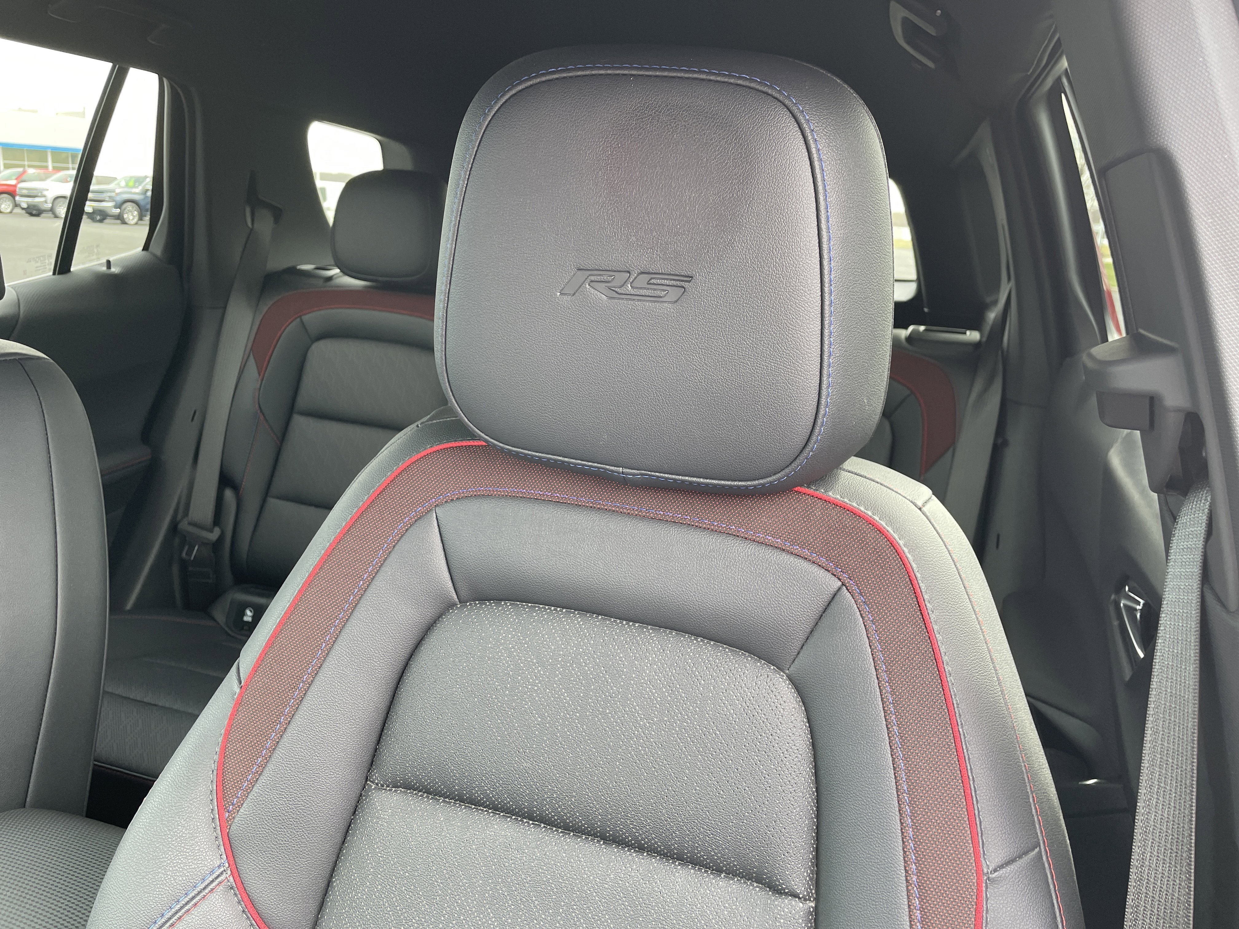 Used 2025 Chevrolet Equinox RS w/ Safety and Technology Package AWD/4WD image 34