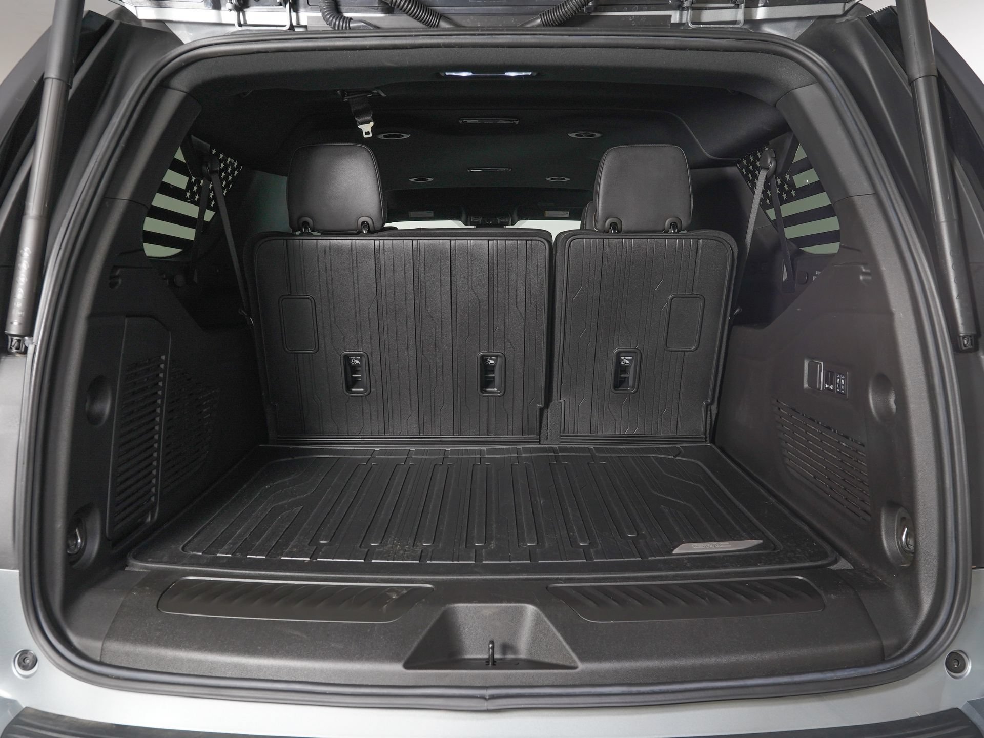 Used 2025 GMC Yukon XL Elevation w/ LPO, Floor Liner Package AWD/4WD image 13