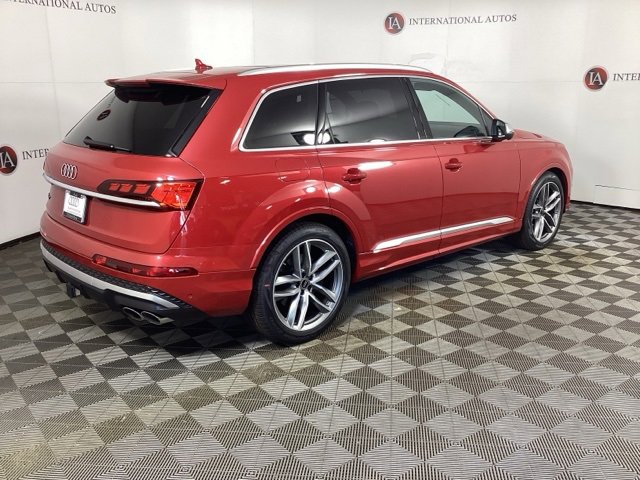 New 2025 Audi SQ7 Prestige image 4