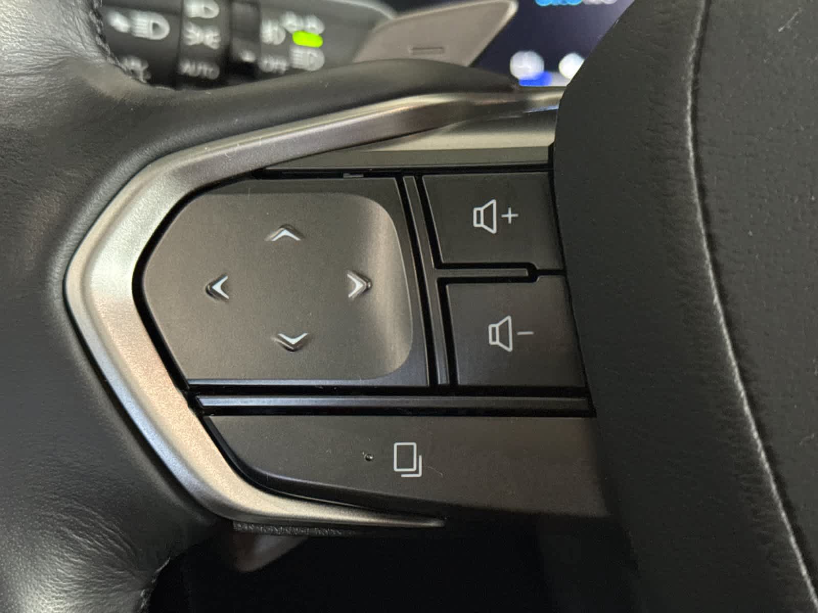 Certified 2025 Lexus RX 450h AWD w/ Convenience Package image 27