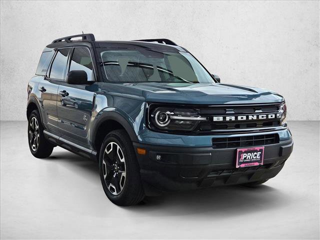 Used 2023 Ford Bronco Sport Outer Banks w/ Tech Package AWD/4WD image 3
