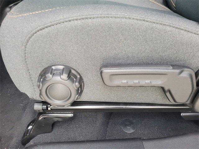 New 2025 Jeep Gladiator Sport image 7