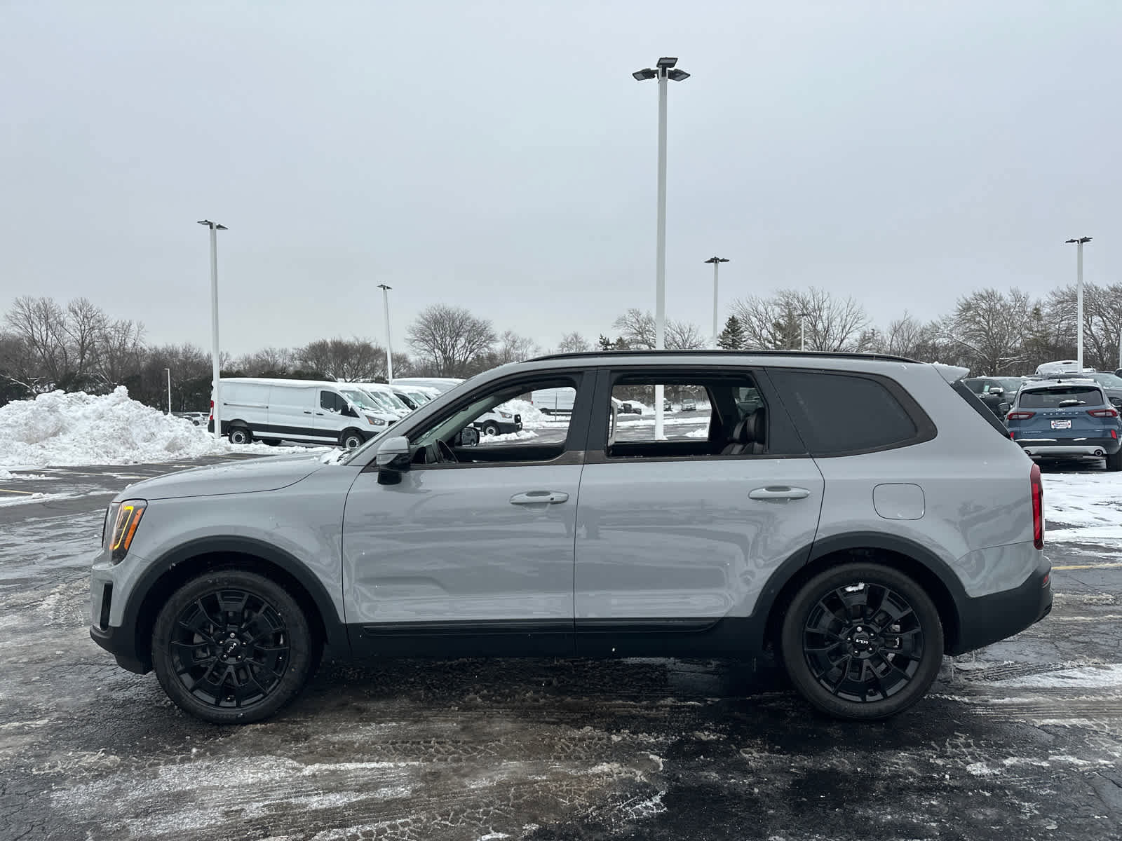Used 2022 Kia Telluride SX w/ Nightfall Edition Package image 5
