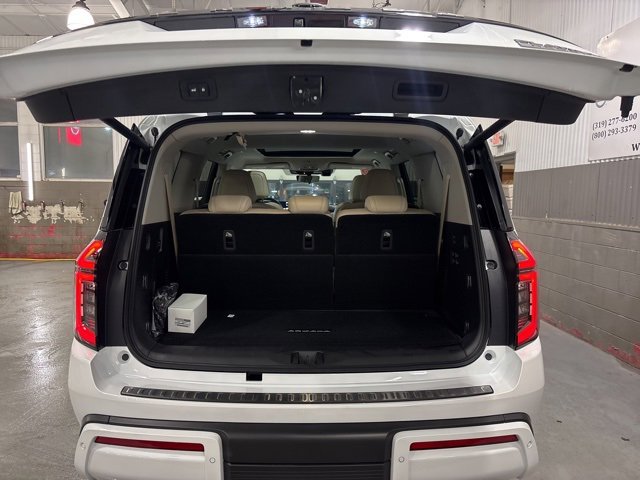 New 2026 Nissan Armada Platinum Reserve image 14