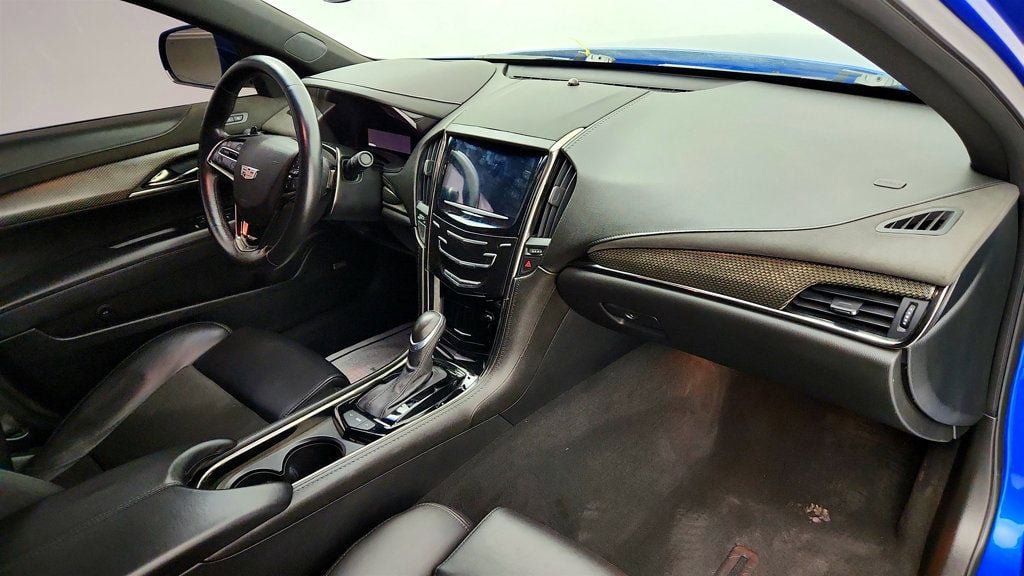 Used 2017 Cadillac ATS V w/ Luxury Package RWD image 25