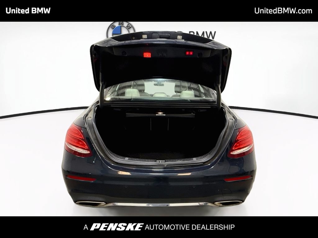 Used 2017 Mercedes-Benz E 300 image 21