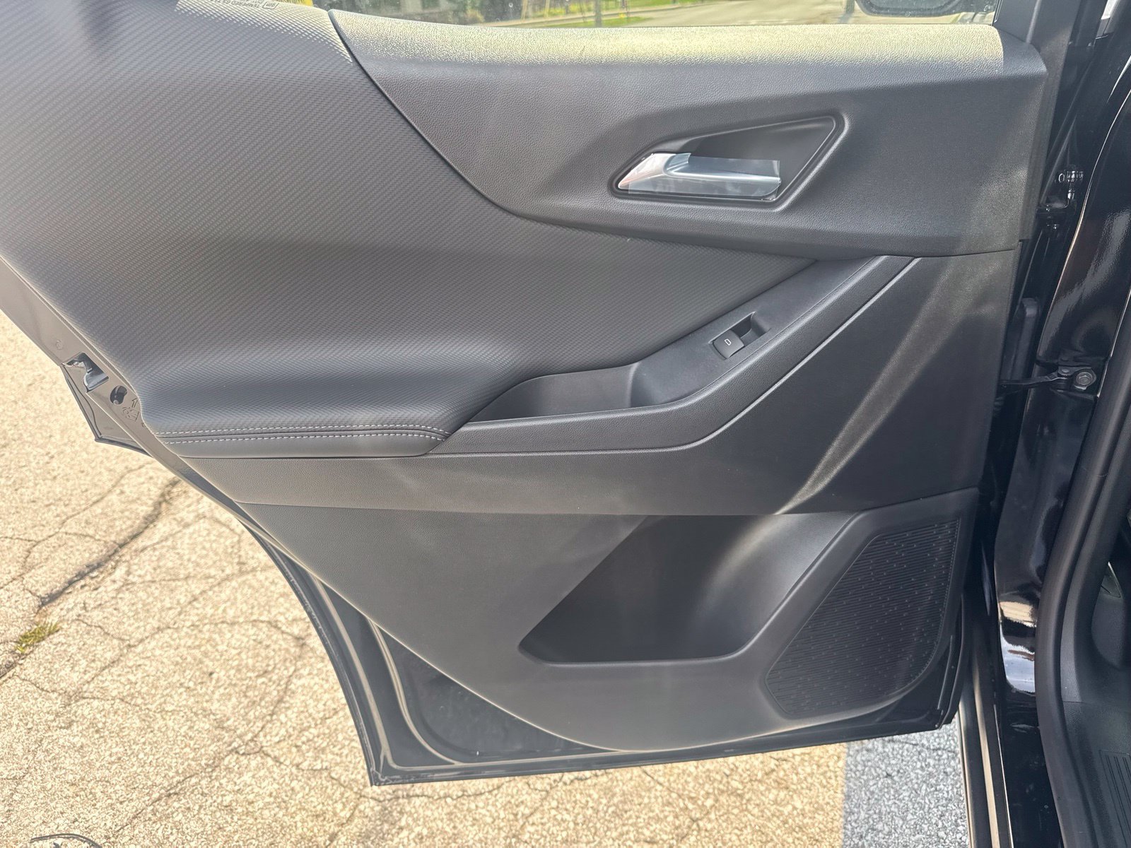 New 2027 Chevrolet Equinox LT AWD/4WD image 24