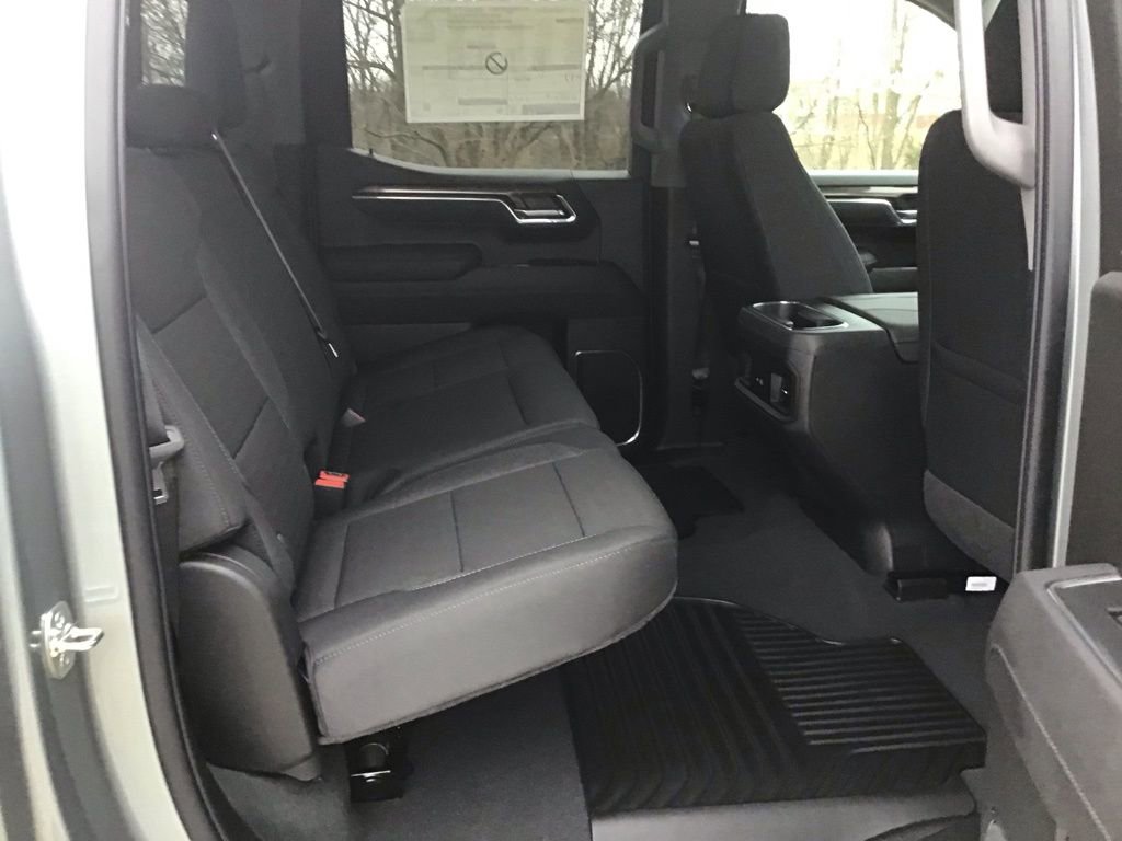 New 2026 Chevrolet Silverado 1500 LT w/ Z71 Off-Road Package image 16