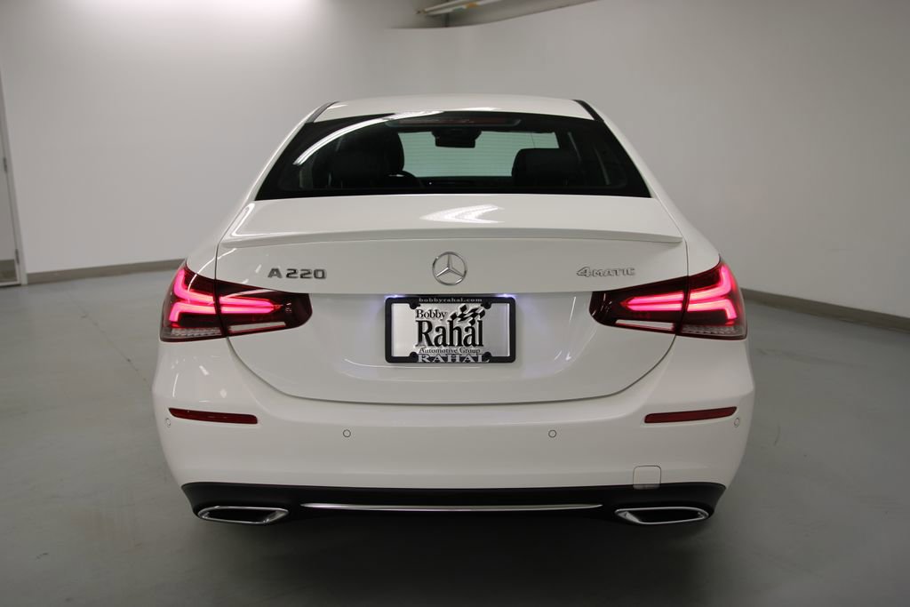 Used 2019 Mercedes-Benz A 220 4MATIC image 5
