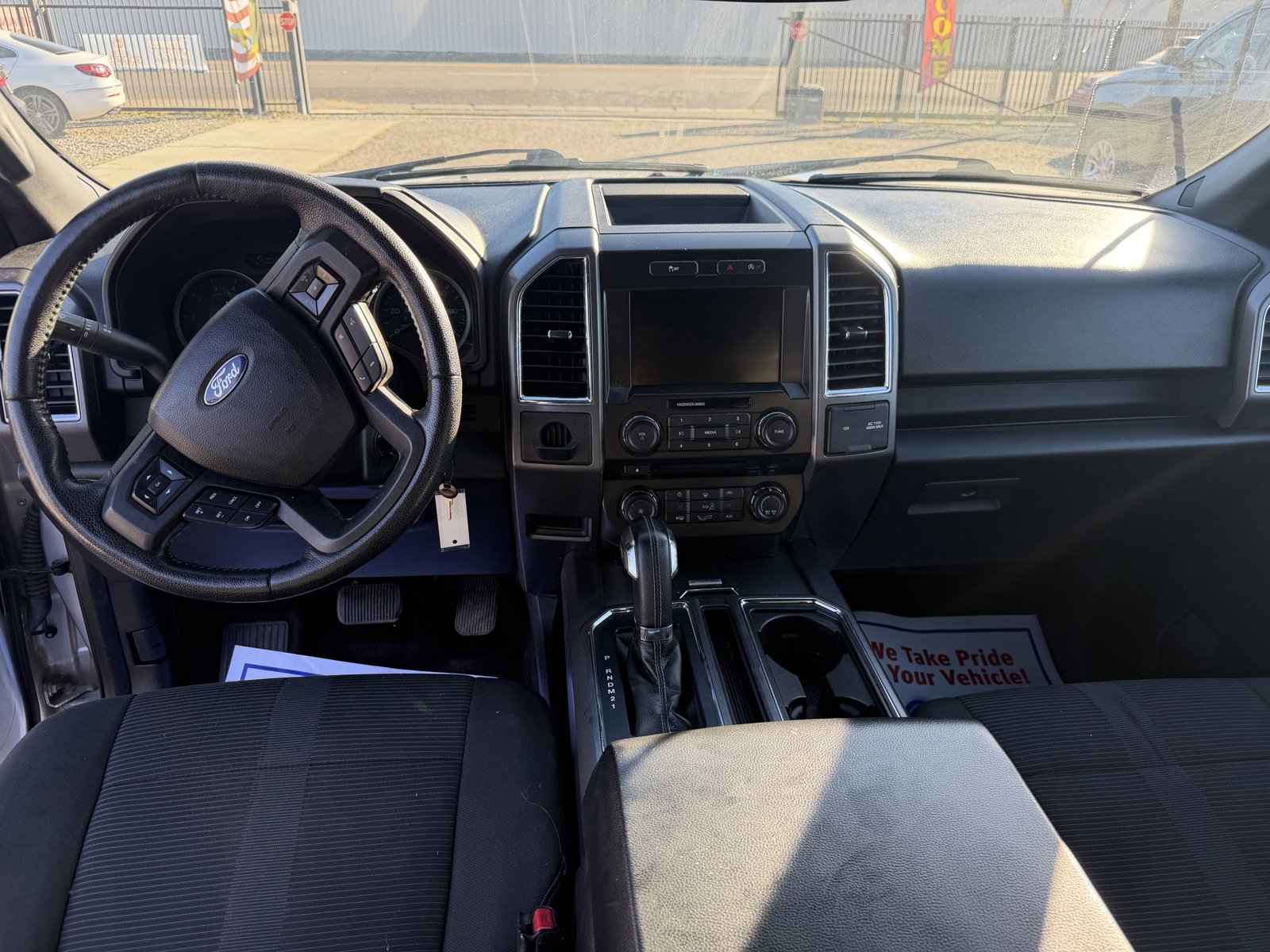 Used 2015 Ford F150 Lariat image 13