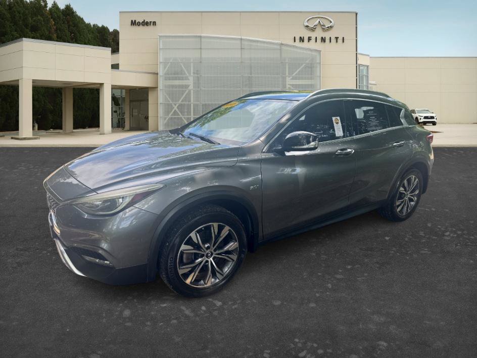 Used 2017 INFINITI QX30 Premium w/ Navigation Package AWD/4WD image 1