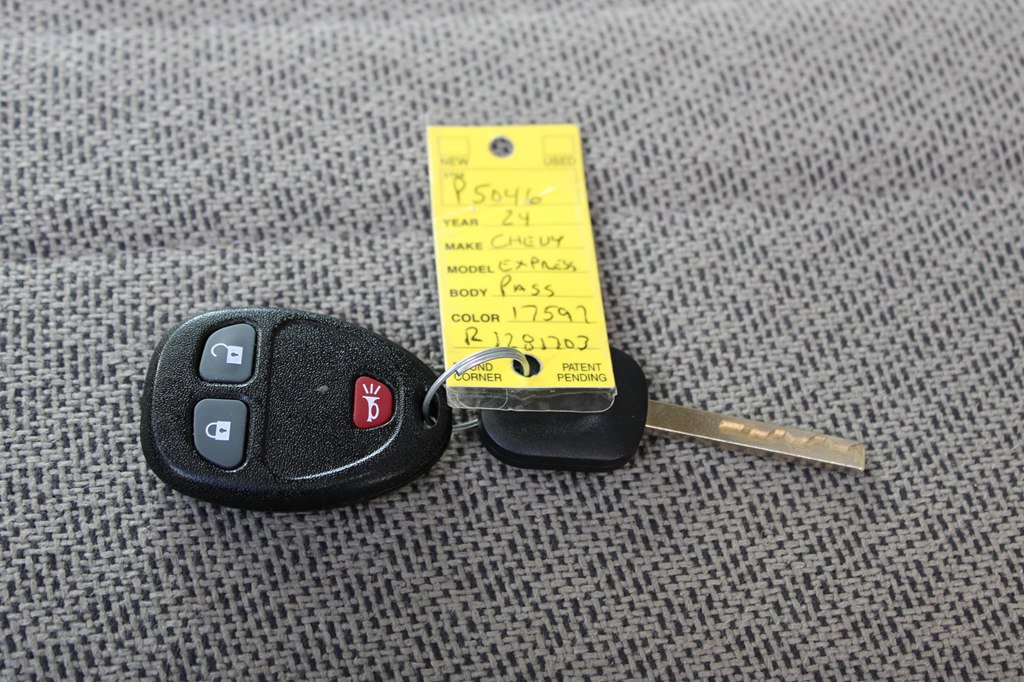 Used 2024 Chevrolet Express 3500 LT w/ LT Preferred Equipment Group image 36