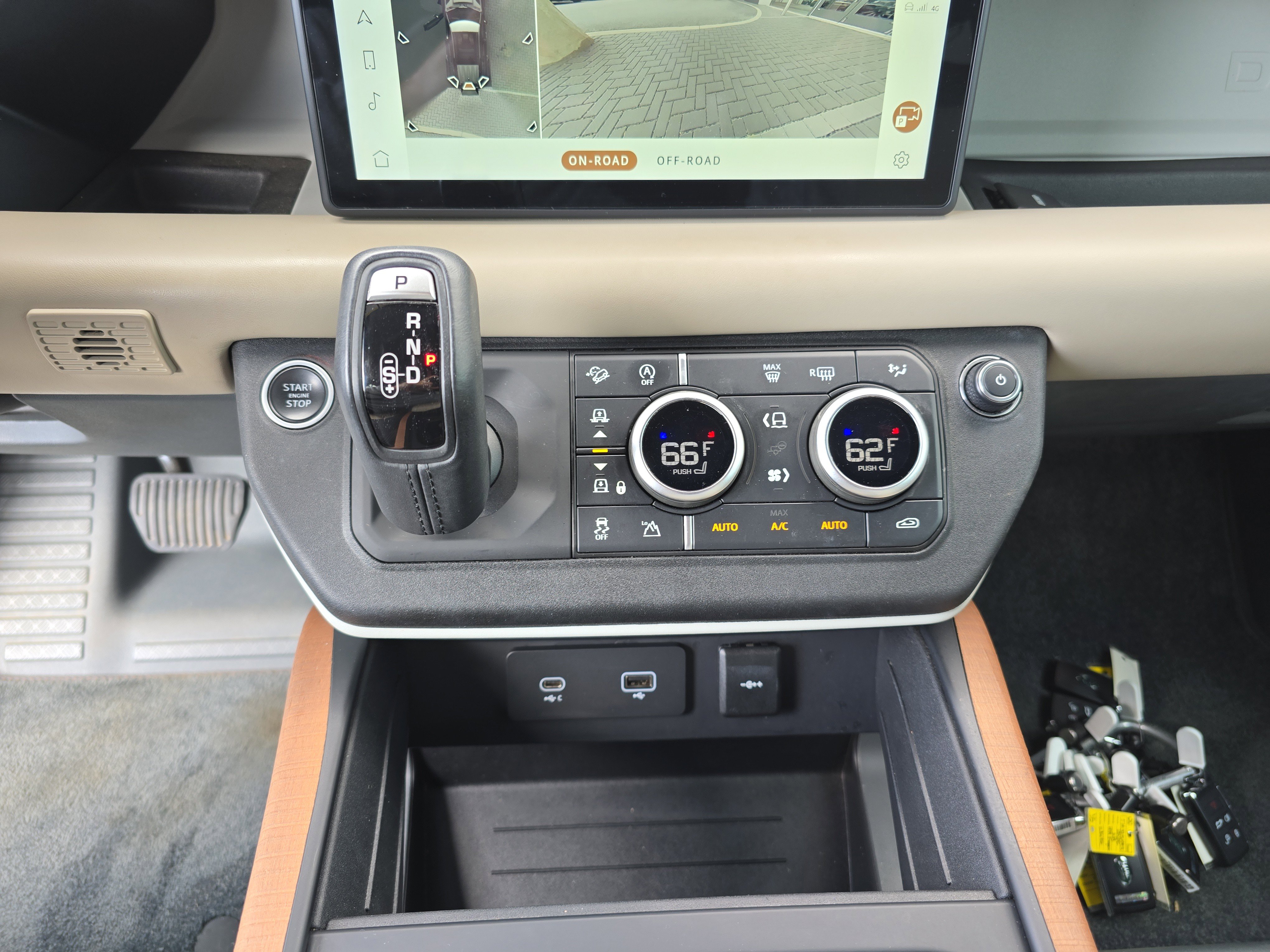 Used 2021 Land Rover Defender 110 X-Dynamic HSE image 29