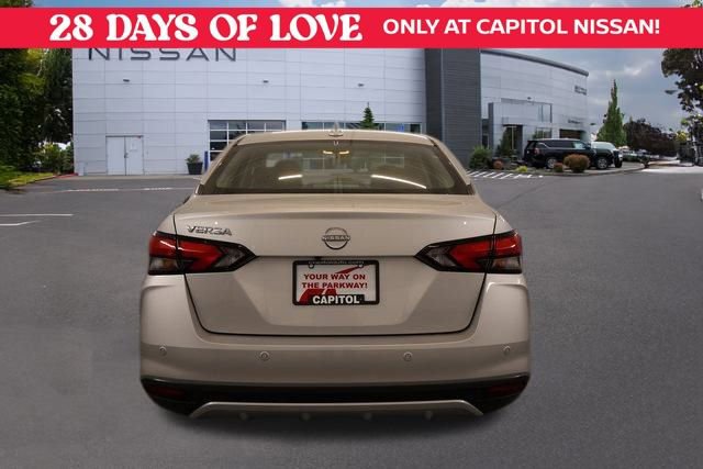 New 2025 Nissan Versa SV w/ Trunk Package image 4