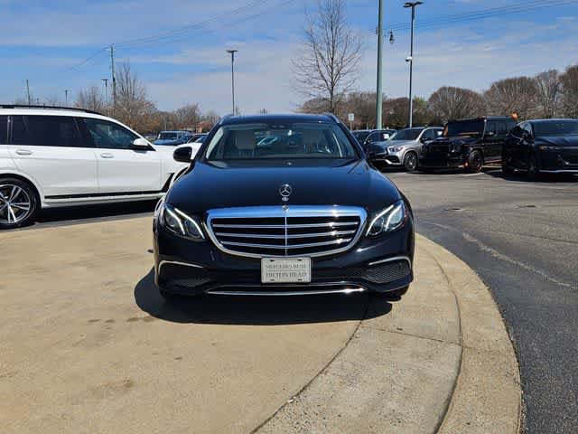 Used 2017 Mercedes-Benz E 400 4MATIC Wagon image 4