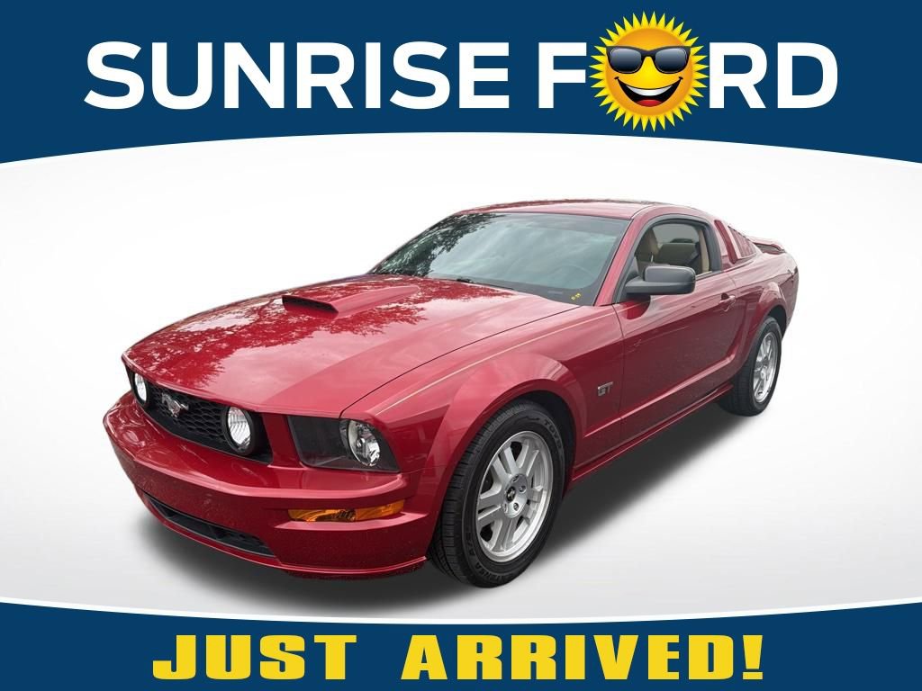 Used 2008 Ford Mustang GT image 1