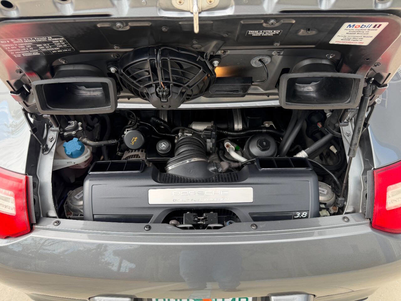 Used 2009 Porsche 911 Carrera 4S image 30