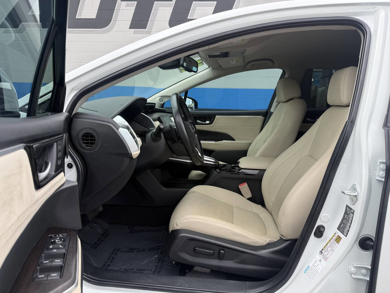 Used 2019 Honda Clarity Touring image 9