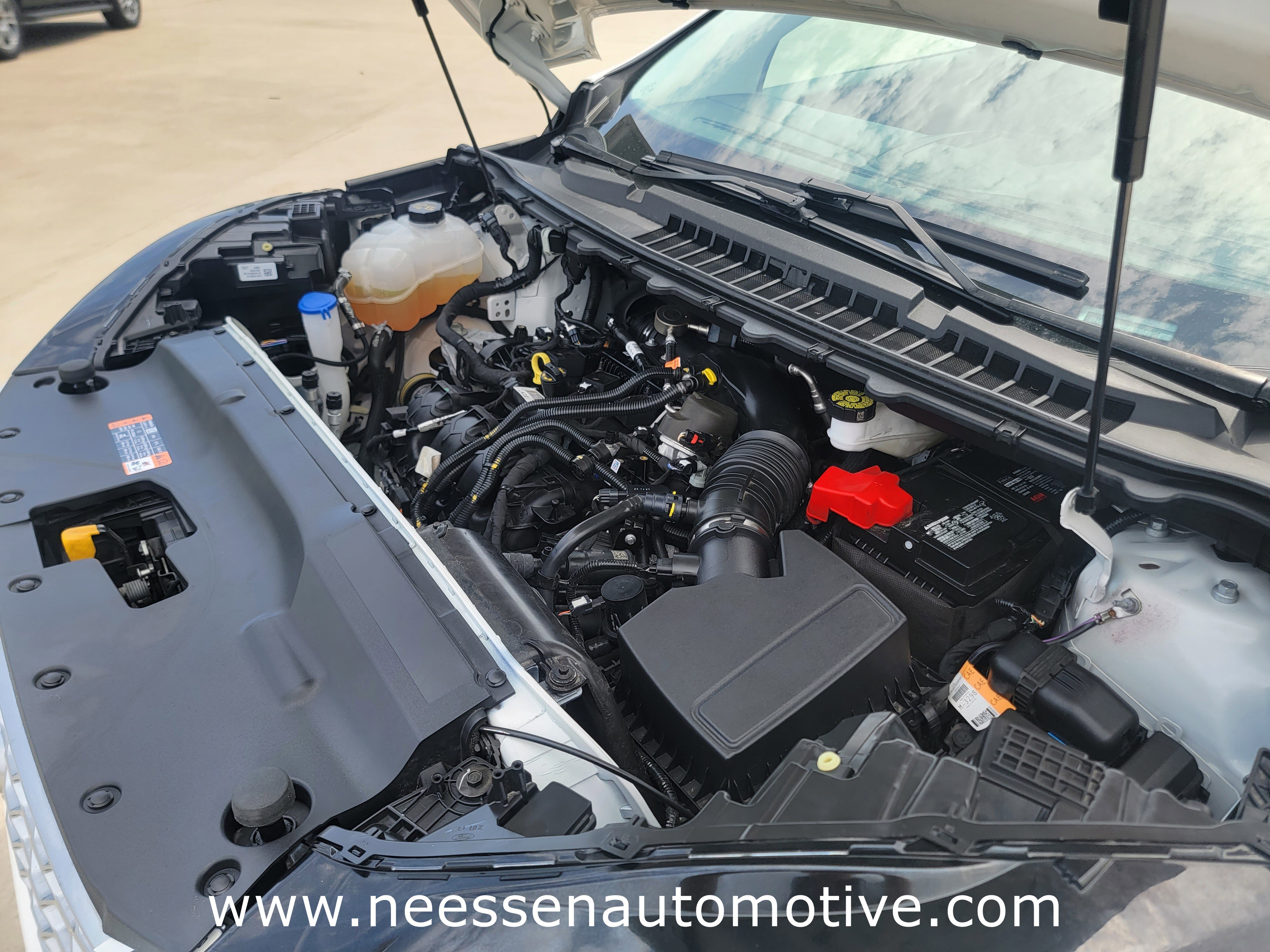 Used 2024 Ford Edge SE image 32