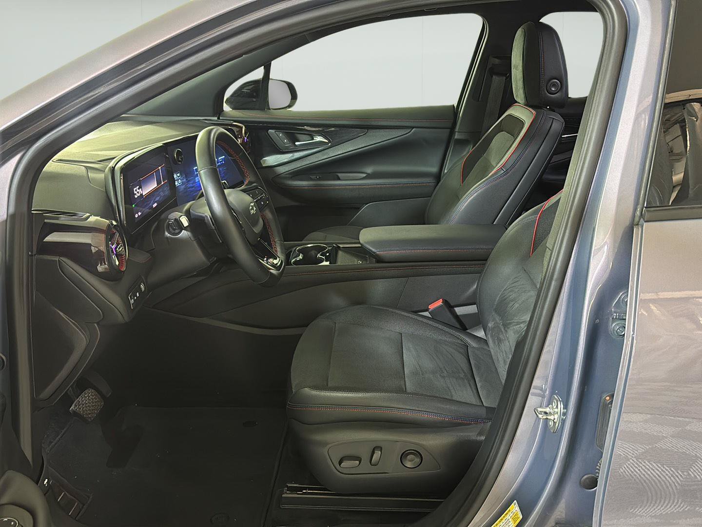 Used 2024 Chevrolet Blazer EV RS AWD/4WD image 14
