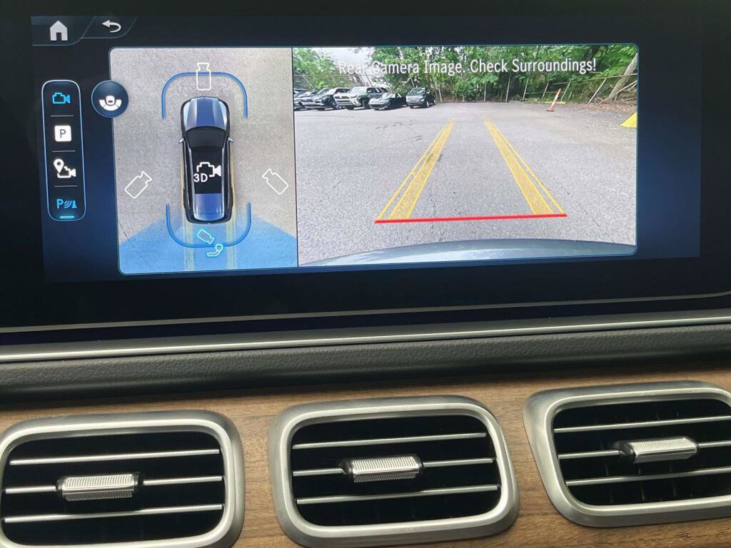 Certified 2025 Mercedes-Benz GLS 450 4MATIC w/ AMG Line Exterior image 30