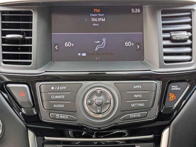 Used 2018 Nissan Pathfinder S image 16
