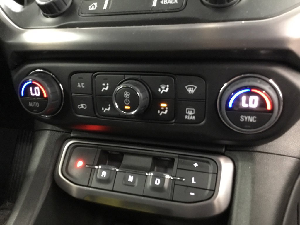 Used 2023 GMC Acadia AT4 w/ Trailering Package AWD/4WD image 25