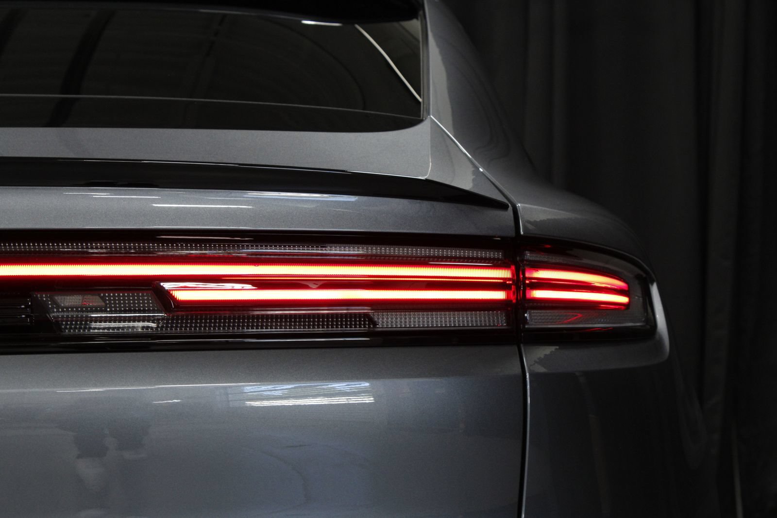 New 2026 Porsche Cayenne Coupe AWD/4WD image 12