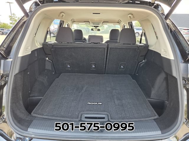 Used 2026 Nissan Rogue SV FWD image 15