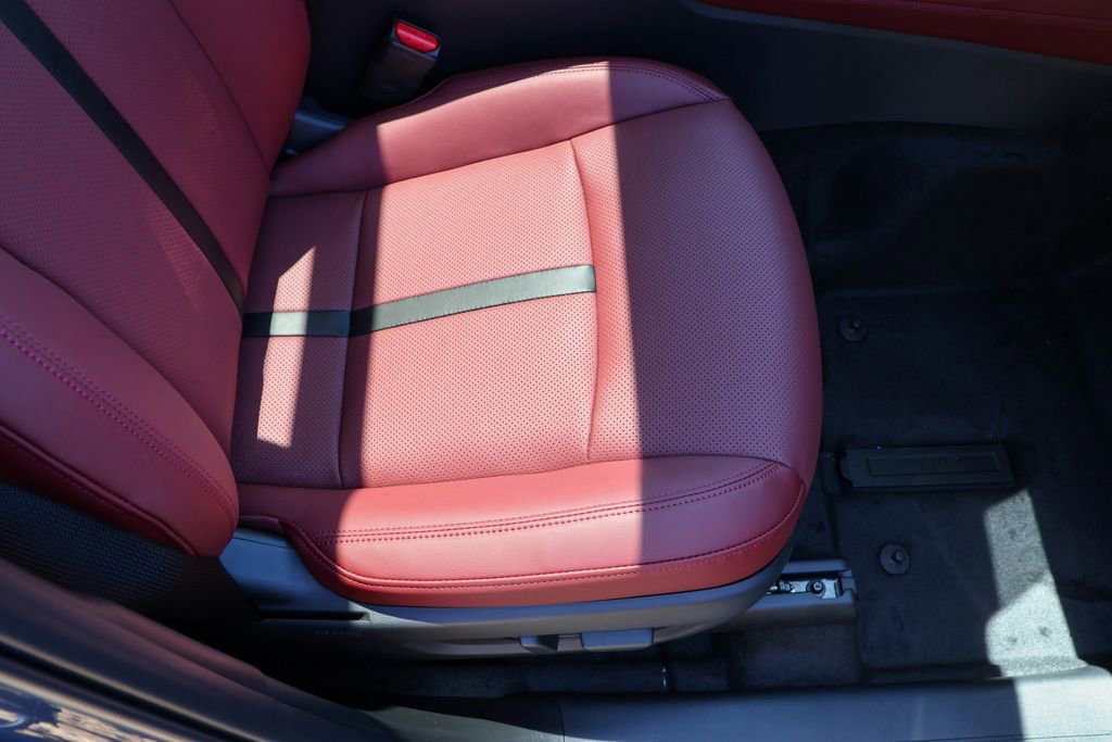 Used 2025 MAZDA CX-70 Plug-In Hybrid w/ Premium Plus image 39