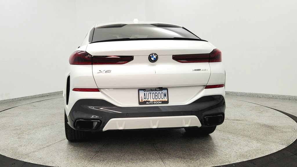 Used 2024 BMW X6 xDrive40i w/ Premium Package AWD/4WD image 4