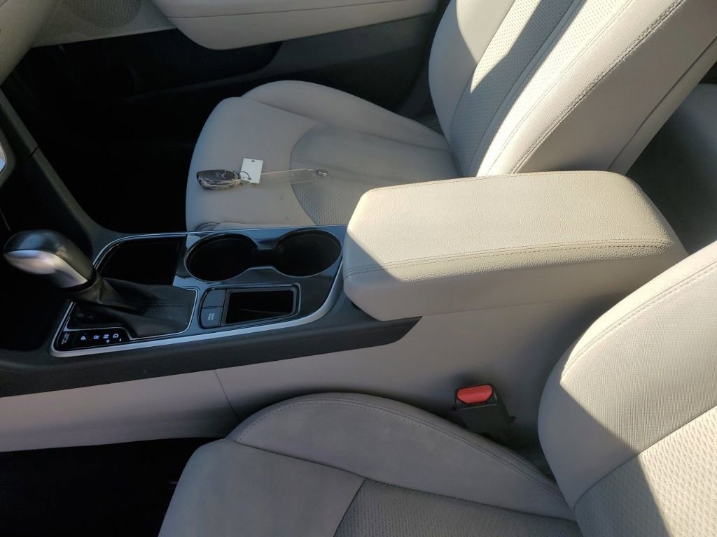 Used 2018 Hyundai Sonata SEL w/ Cargo Package image 26