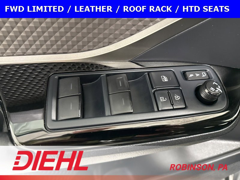 Used 2022 Toyota C-HR Limited image 20