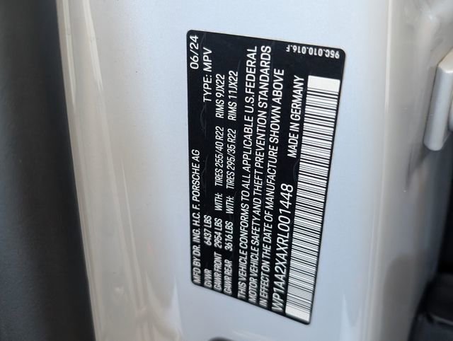 Used 2024 Porsche Macan 4 Electric image 18