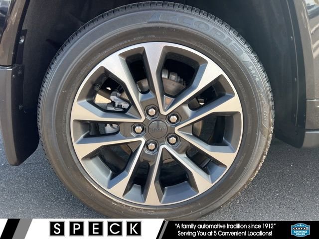 Used 2023 Jeep Grand Cherokee Overland w/ Adv Protech Group III image 24