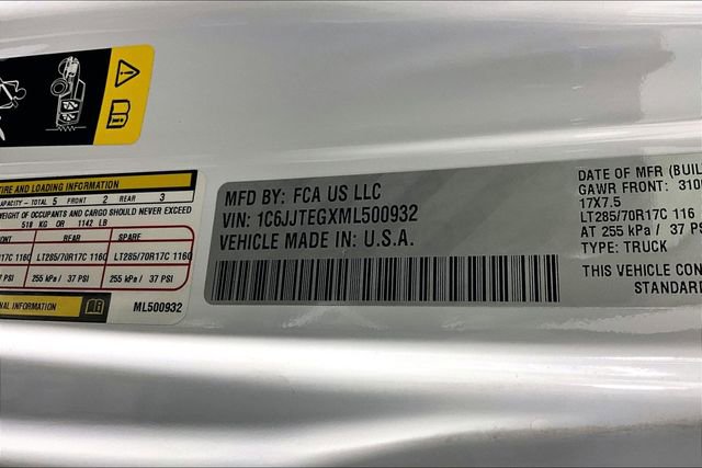 Used 2021 Jeep Gladiator Mojave w/ Cold Weather Group image 18