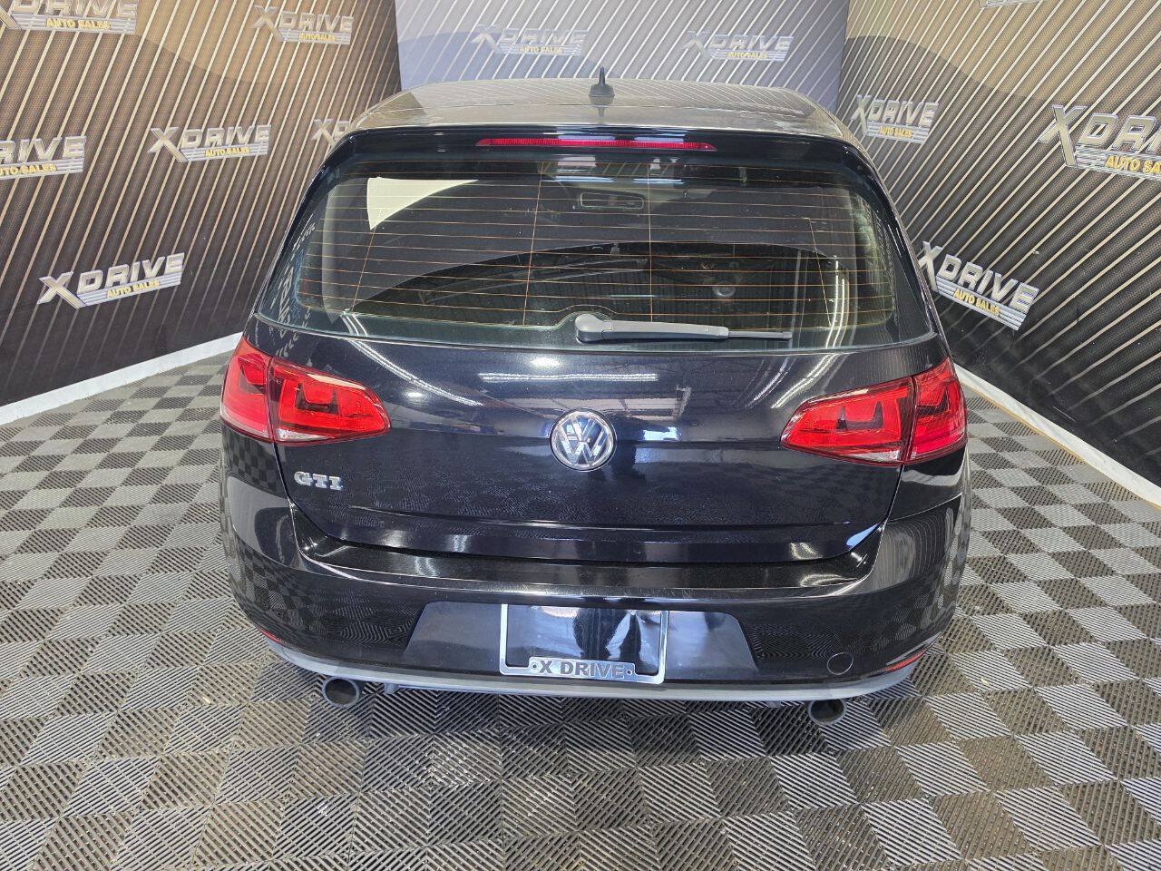 Used 2016 Volkswagen GTI SE FWD image 6