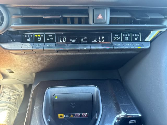 Used 2026 Toyota Crown AWD/4WD image 24