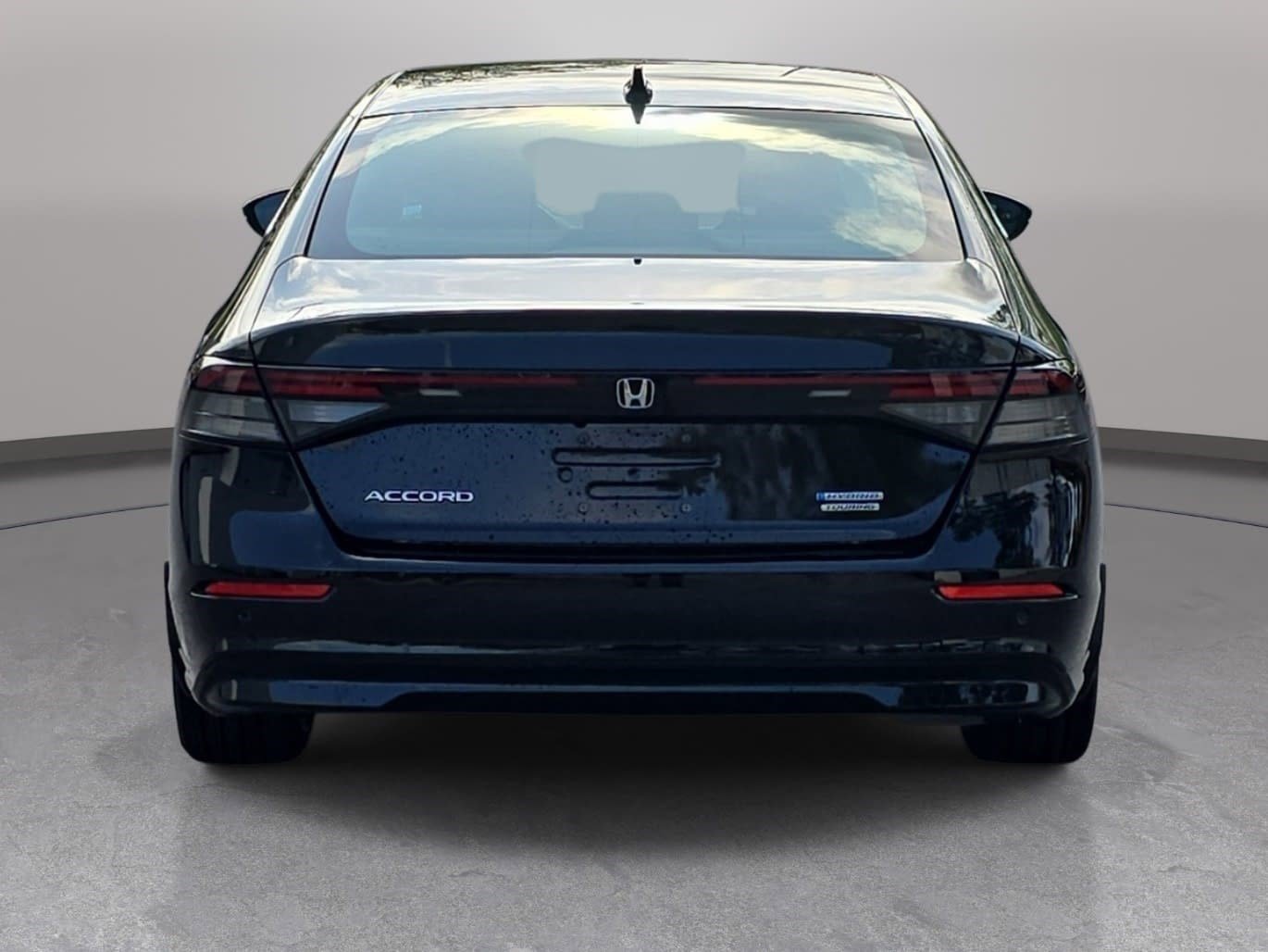 Used 2023 Honda Accord Touring image 6